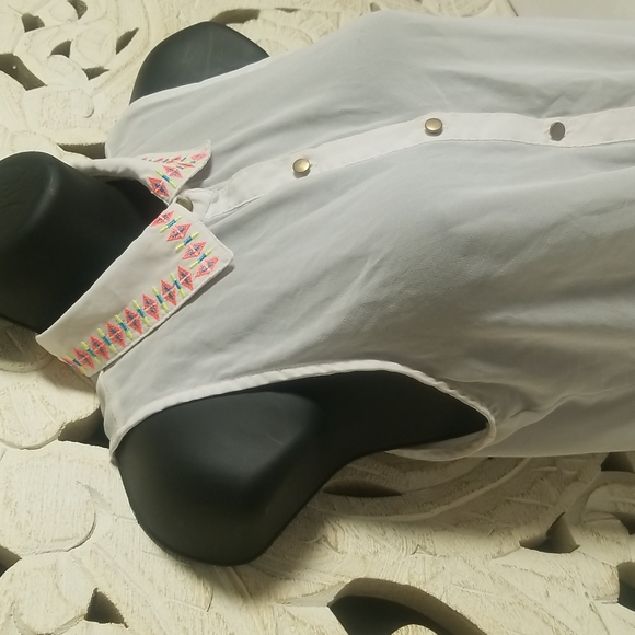 🖤4 for $25 Bongo Size Small Neon Aztec Collar Sheer White Button Down Top - Picture 11 of 17
